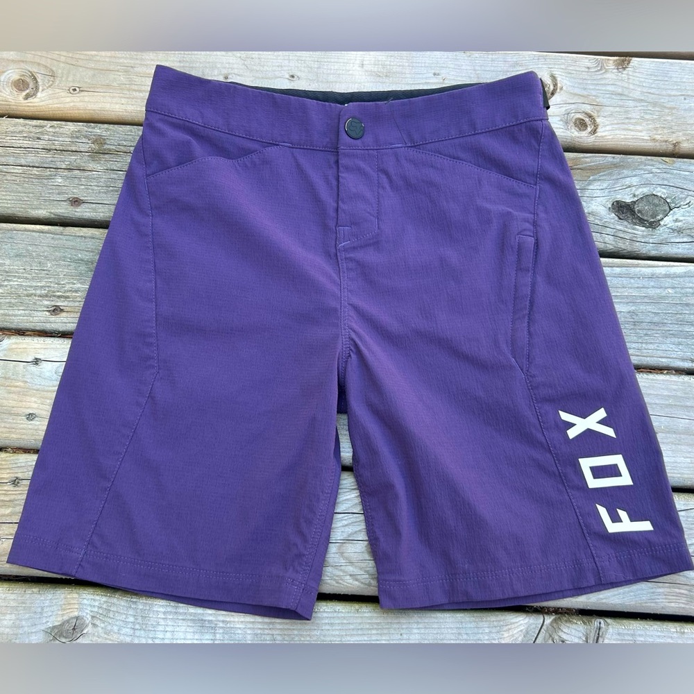 FOX “Ranger” youth size 24 (9/10) boys shorts in excellent condition